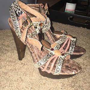 Strappy heel stiletto